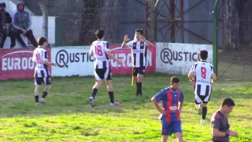 Artigas F.C quedó como único líder del Clausura