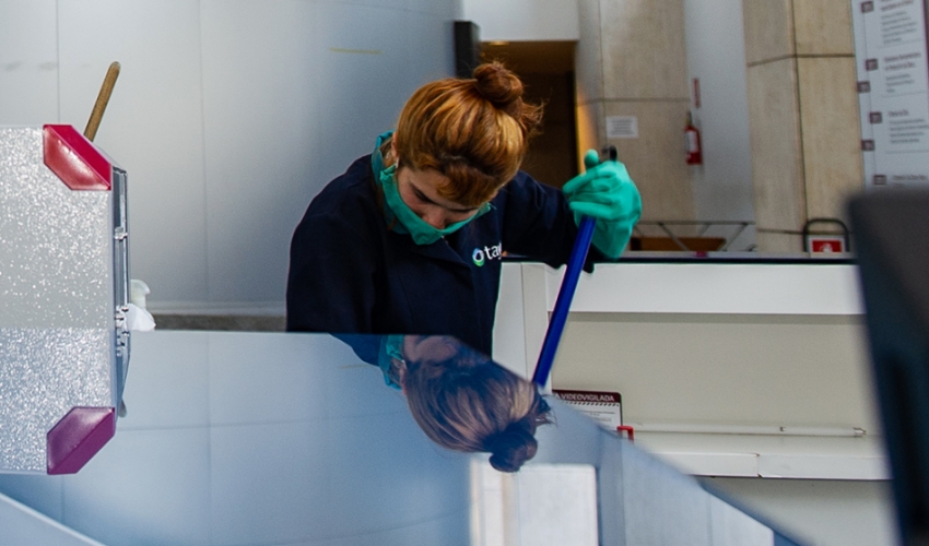 Proyecto de ley integral de empleo promueve contratación de mujeres jefas de hogar