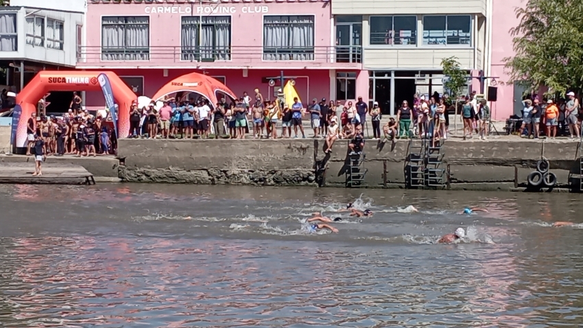 Con más de 100 participantes se realizó la séptima fecha de Natación en Aguas Abiertas